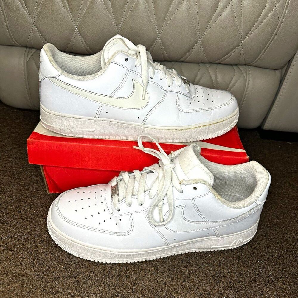 Nike Air Force 1 '07 Mens Low Top Lace Up Sneakers Triple White CW2288-111 2020